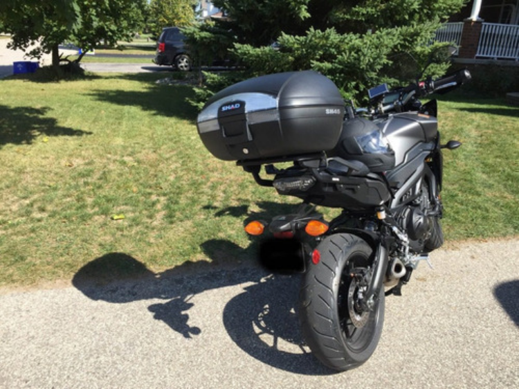 Maletero Porta Equipaje Para Moto Shad Sh45 Negro 2 Cascos